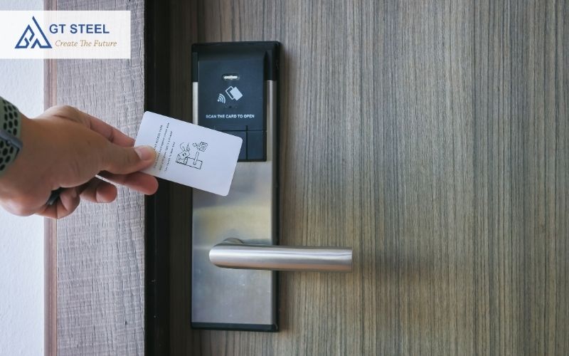 cửa thép chống cháy khách sạn