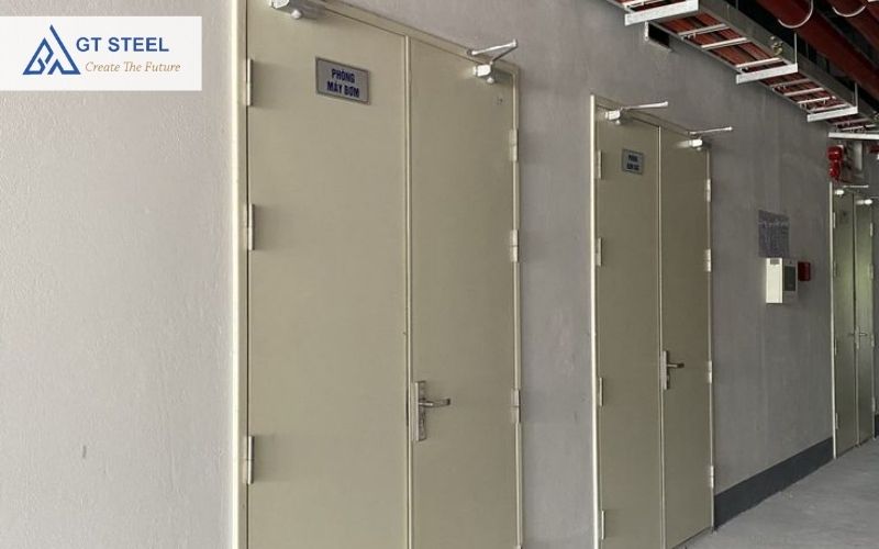 kích thước của cửa thép chống cháy